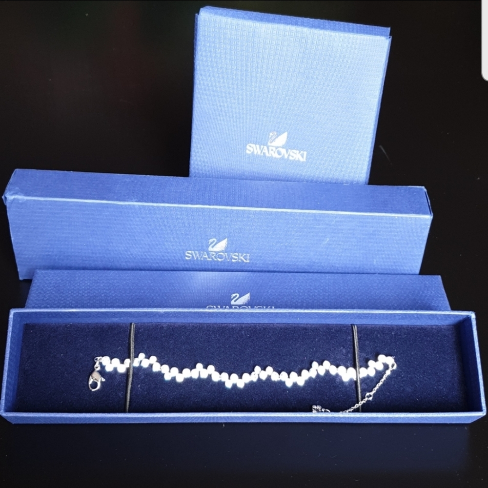Swarovsky Fidelity Blue and Clear Bracelet - Picture 1 of 5